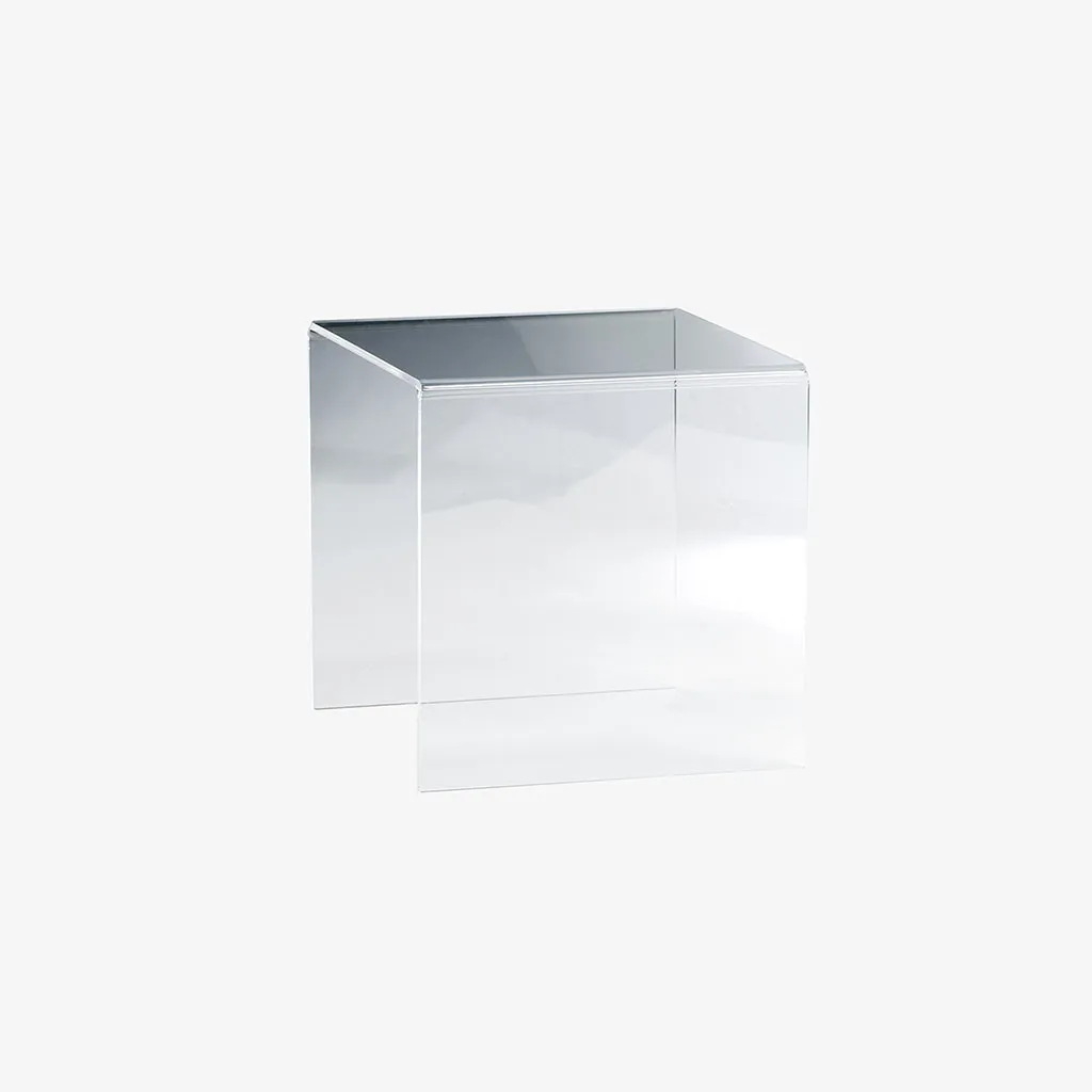 Acrylic Riser – 200mm x 190mm x 190mm