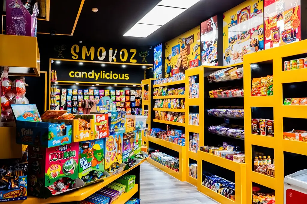 Smokoz Candy Shop Fitted with Dinya's Slatwalls, Slatwall Shelves and Hooks